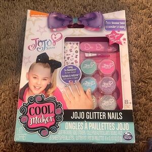 Jojo siwa glitter nails